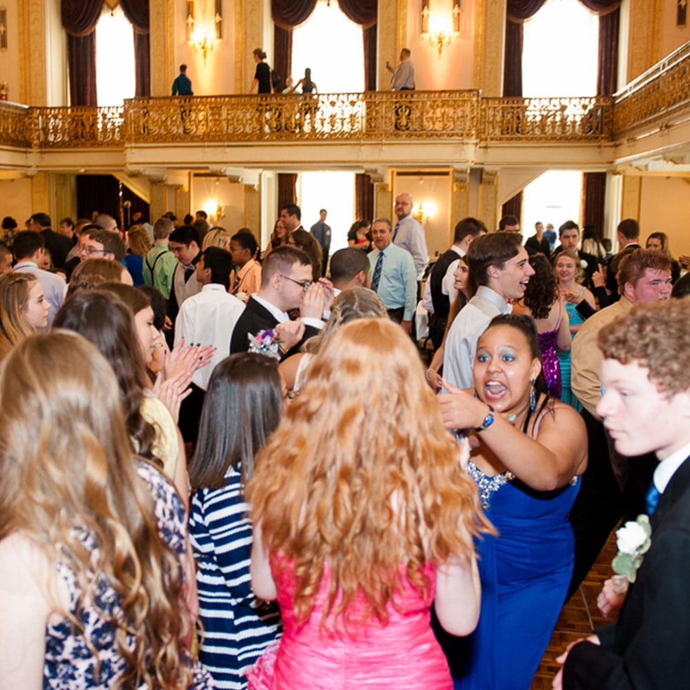 Hello-Productions_Gallery-Images_Non-Profit-School-Event-Life-Skills-Prom_11-R